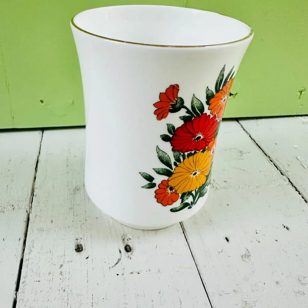 Vintage 1970s Crown Sterling Buckingham Asters Floral Tea Coffee Cup